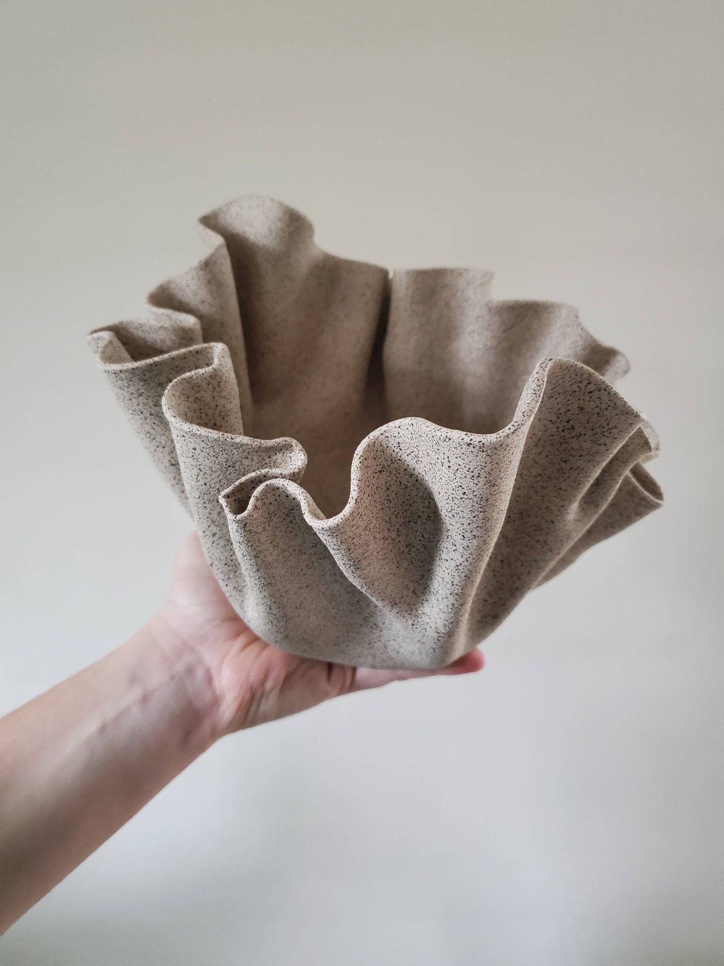 Large Ruffle Bowl