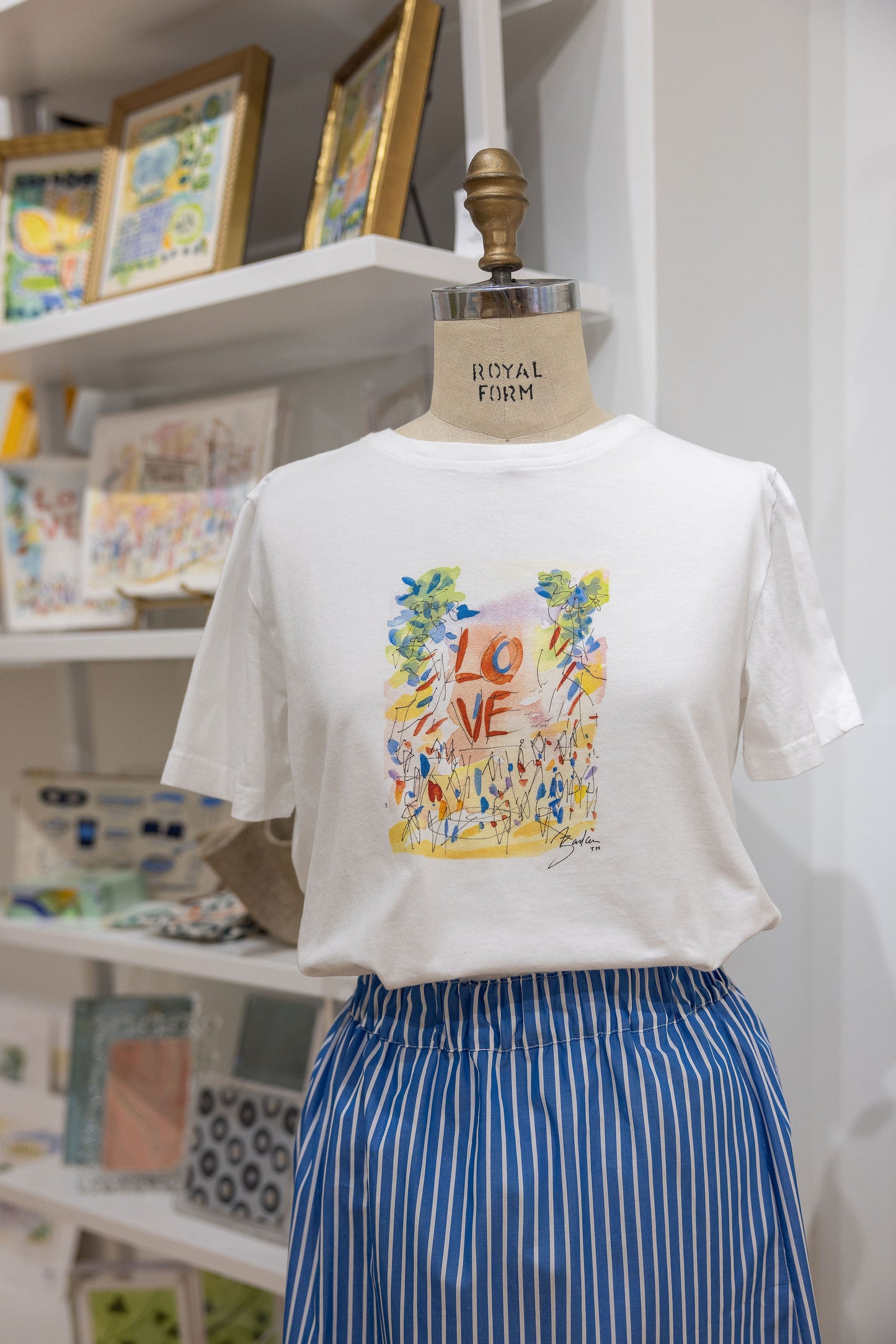 LOVE Tee